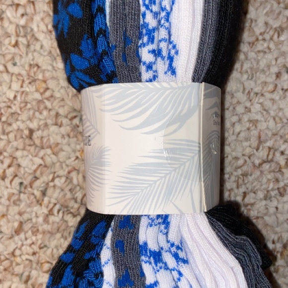 Ladies Athletic Socks Low Cut Size - Picture 2 of 4